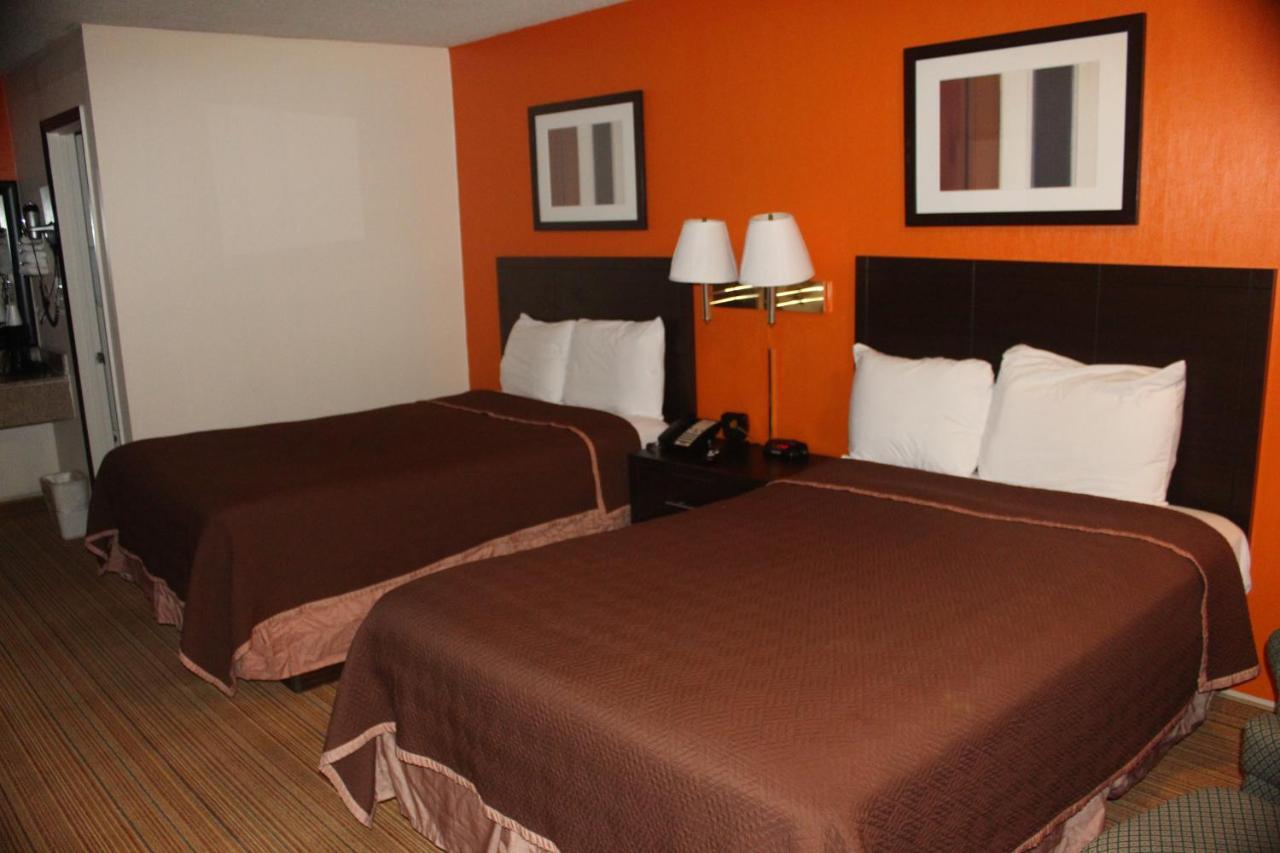 Americas Best Value Inn - Fredericksburg North Exterior foto